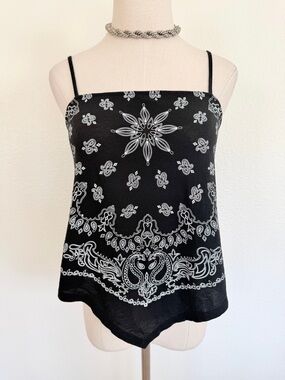 🖤 EXPRESS Black White Paisley Bandana Scarf Print Cami Top
